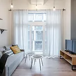 Rentplanet - Zarembowicza Daire