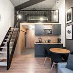 Rentplanet - Zarembowicza Daire *