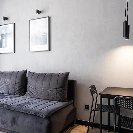 Rentplanet - Zarembowicza Apartment *