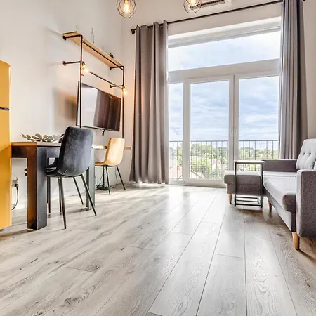 Rentplanet - Zarembowicza Apartment *