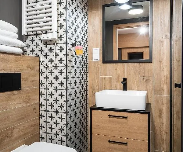 Rentplanet - Zarembowicza Apartamento