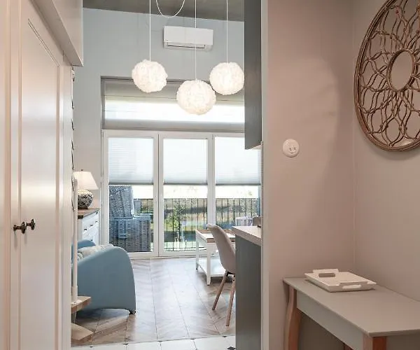 Rentplanet - Zarembowicza Apartman